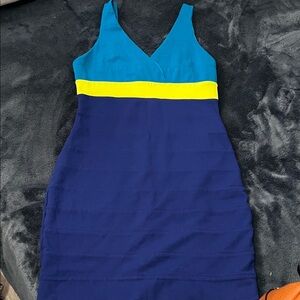 Express Blue and Navy Colorblock Mini Dress with Yellow Band EUC Retail $59 ❤️